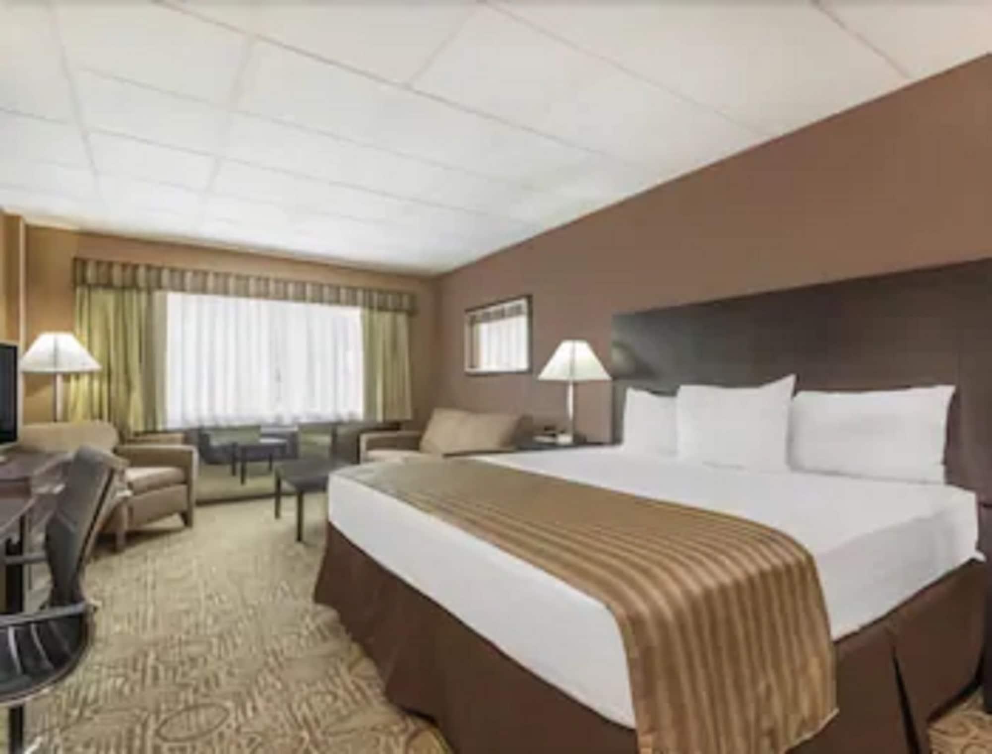 Ramada By Wyndham Paintsville Hotel & Conference Center Esterno foto
